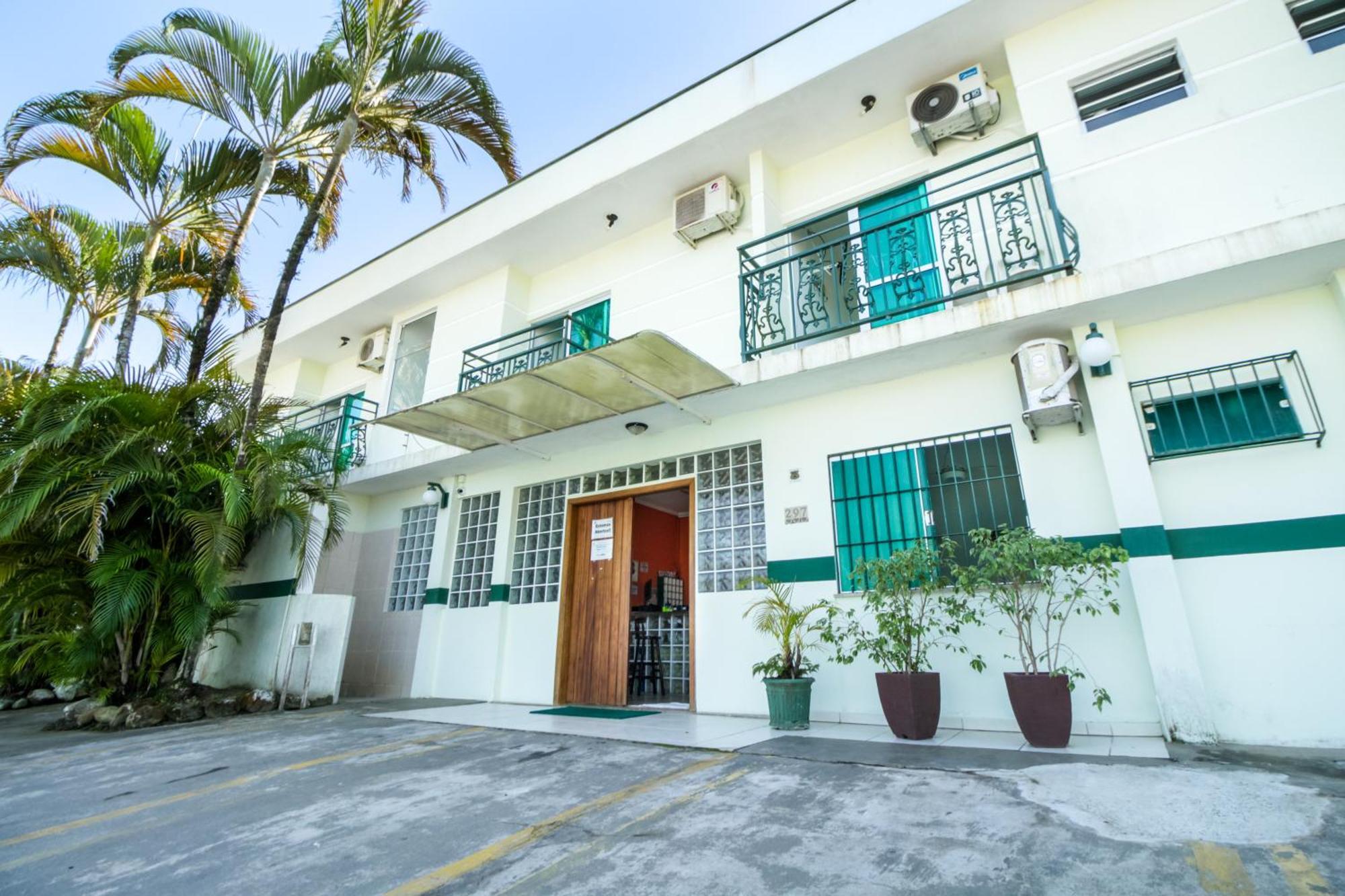 Velinn Pousada Entre Praias Ubatuba Exterior photo
